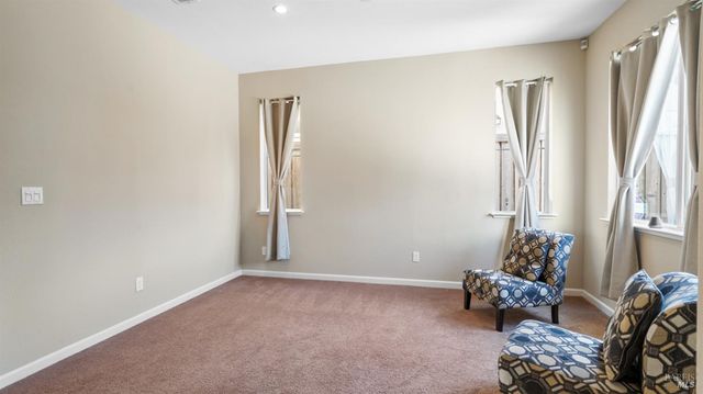 2197 Yellow Rose Cir, Fairfield, CA 94534