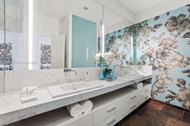 2001 Meridian Ave 101, Miami Beach, FL 33139