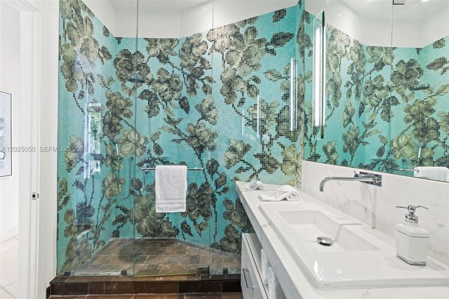 2001 Meridian Ave 101, Miami Beach, FL 33139