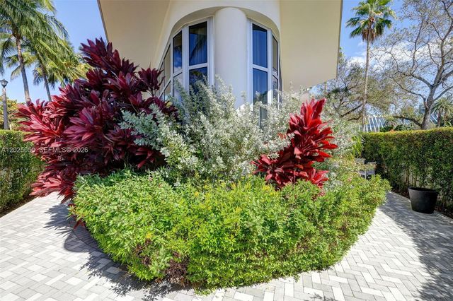 2001 Meridian Ave 101, Miami Beach, FL 33139