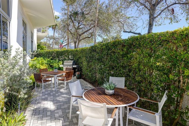 2001 Meridian Ave 101, Miami Beach, FL 33139