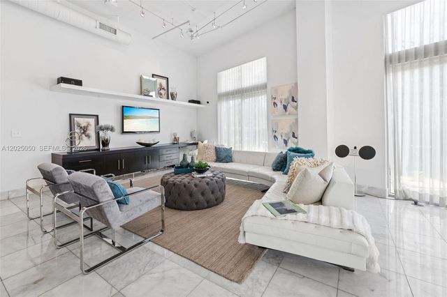 2001 Meridian Ave 101, Miami Beach, FL 33139