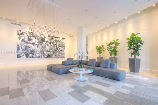 2001 Meridian Ave 101, Miami Beach, FL 33139