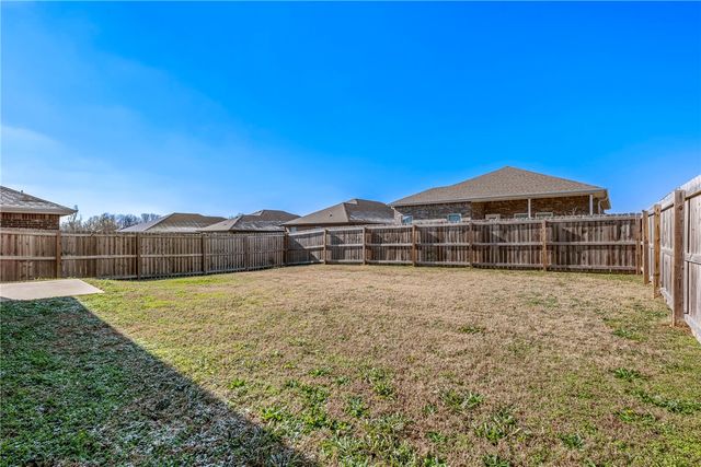 6009 NW Hancock Street, Bentonville, AR 72713