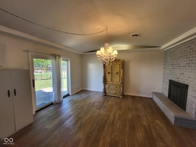 2824 Centre Parkway, Indianapolis, IN 46203