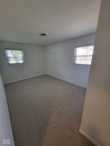 2824 Centre Parkway, Indianapolis, IN 46203