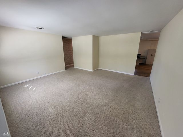 2824 Centre Parkway, Indianapolis, IN 46203