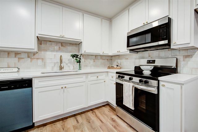 602 E Rickenbacker Drive, Oklahoma City, OK 73110