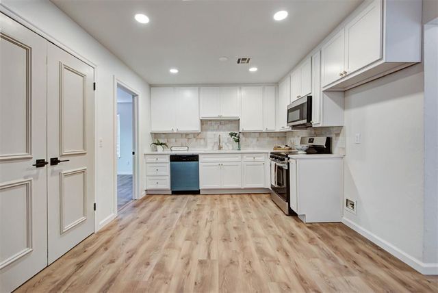 602 E Rickenbacker Drive, Oklahoma City, OK 73110
