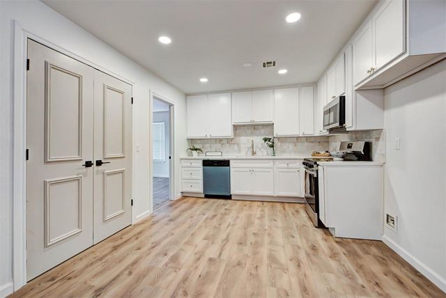 602 E Rickenbacker Drive, Oklahoma City, OK 73110