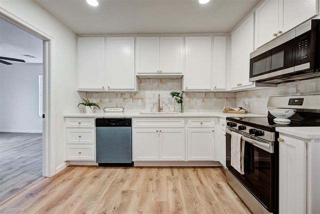 602 E Rickenbacker Drive, Oklahoma City, OK 73110