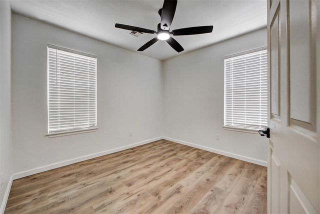 602 E Rickenbacker Drive, Oklahoma City, OK 73110