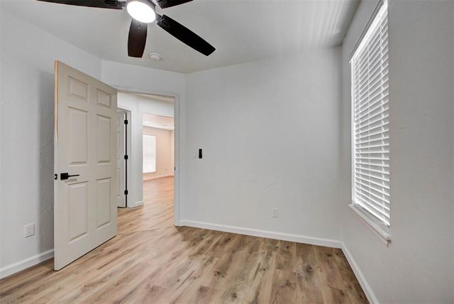 602 E Rickenbacker Drive, Oklahoma City, OK 73110