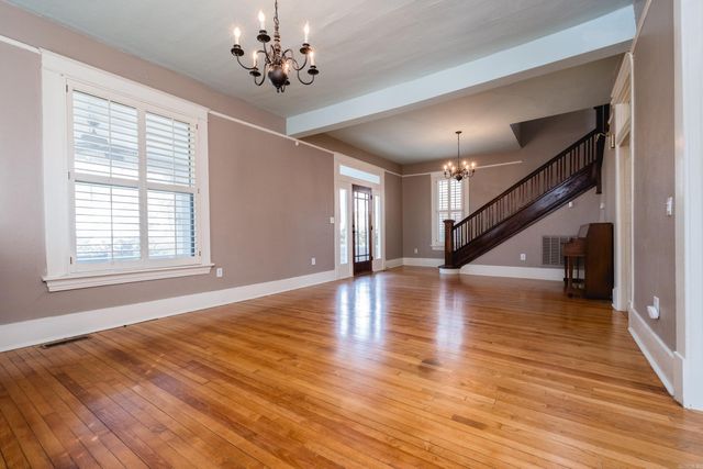 121 N Woodrow Street, Little Rock, AR 72205