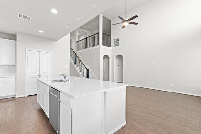 29650 Kynndal Shore Drive, Spring, TX 77386