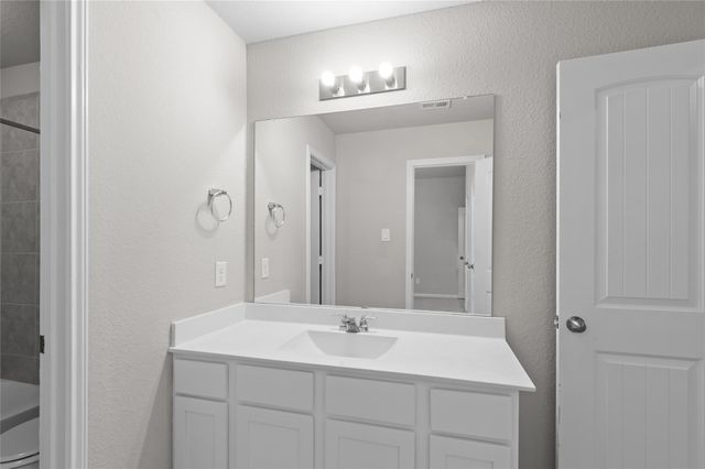 29650 Kynndal Shore Drive, Spring, TX 77386