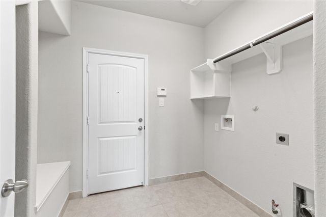 29650 Kynndal Shore Drive, Spring, TX 77386