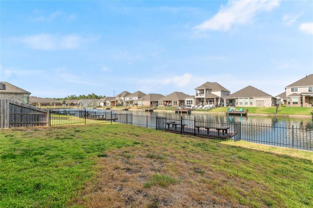 29650 Kynndal Shore Drive, Spring, TX 77386