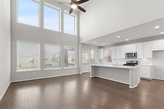 29650 Kynndal Shore Drive, Spring, TX 77386