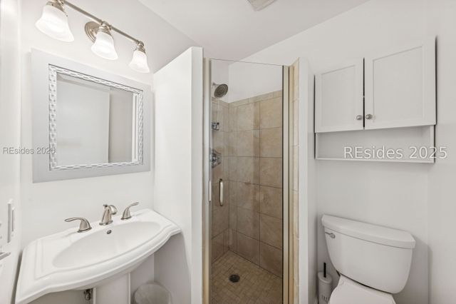 15 Forest Beach Drive S 2B, Hilton Head Island, SC 29928