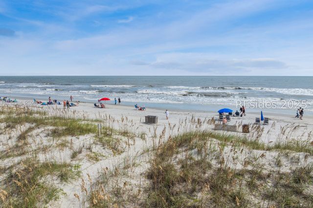 15 Forest Beach Drive S 2B, Hilton Head Island, SC 29928