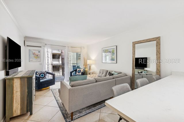 15 Forest Beach Drive S 2B, Hilton Head Island, SC 29928