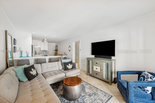 15 Forest Beach Drive S 2B, Hilton Head Island, SC 29928