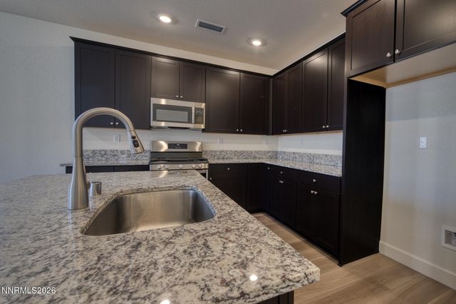 1226 Copper Hill Avenue, Carson City, NV 89703