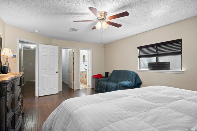 15831 Walnut Creek Dr, San Antonio, TX 78247