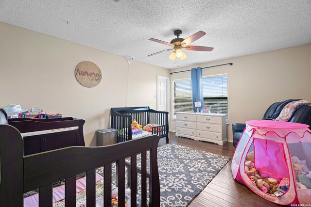 15831 Walnut Creek Dr, San Antonio, TX 78247