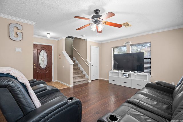 15831 Walnut Creek Dr, San Antonio, TX 78247