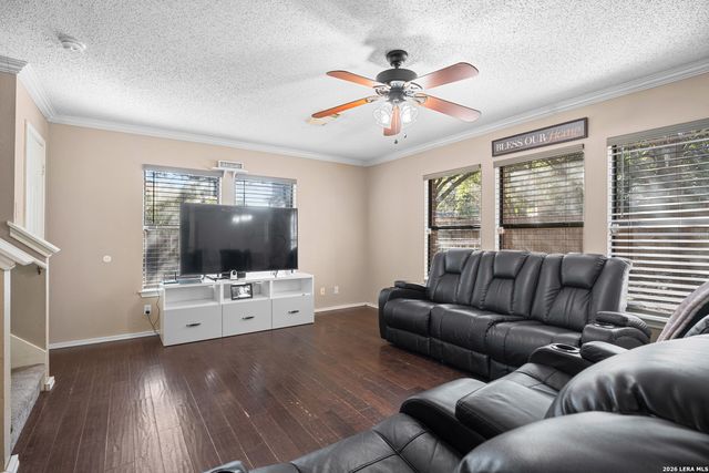 15831 Walnut Creek Dr, San Antonio, TX 78247