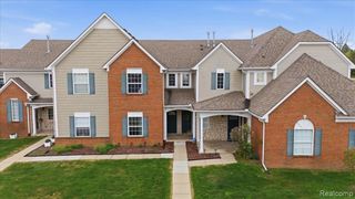 1980 Monarch Drive 23, Utica, MI 48316