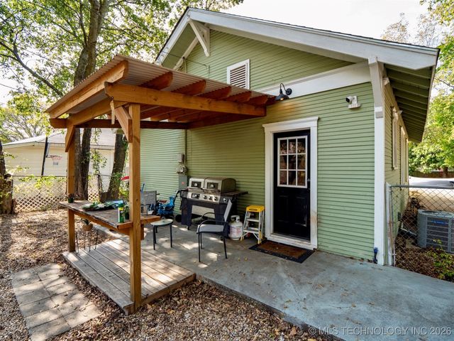 1010 Burch Street NW, Ardmore, OK 73401