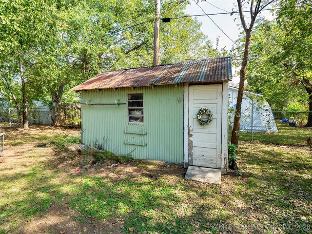 1010 Burch Street NW, Ardmore, OK 73401