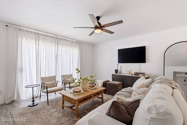 851 S Pantano Parkway, Tucson, AZ 85710