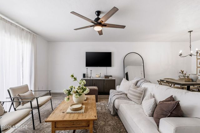 851 S Pantano Parkway, Tucson, AZ 85710