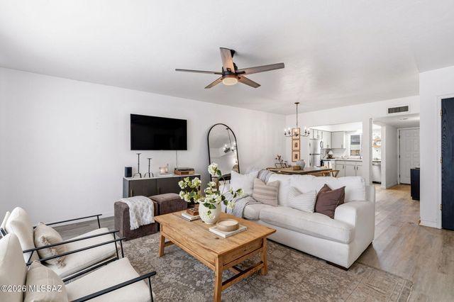 851 S Pantano Parkway, Tucson, AZ 85710