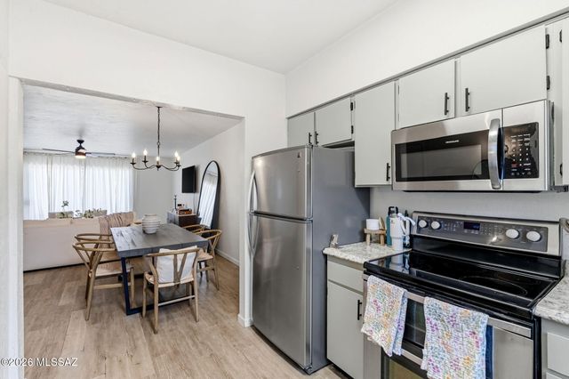851 S Pantano Parkway, Tucson, AZ 85710