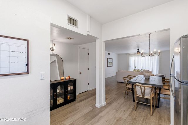 851 S Pantano Parkway, Tucson, AZ 85710