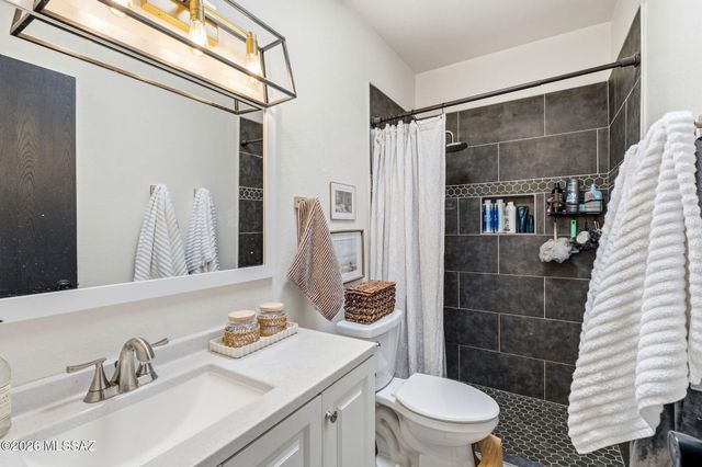 851 S Pantano Parkway, Tucson, AZ 85710