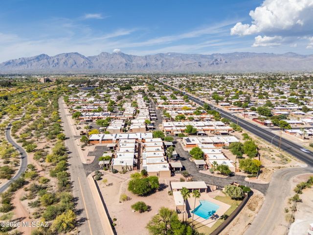 851 S Pantano Parkway, Tucson, AZ 85710