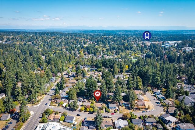 15326 Stone Ave N, Shoreline, WA 98133