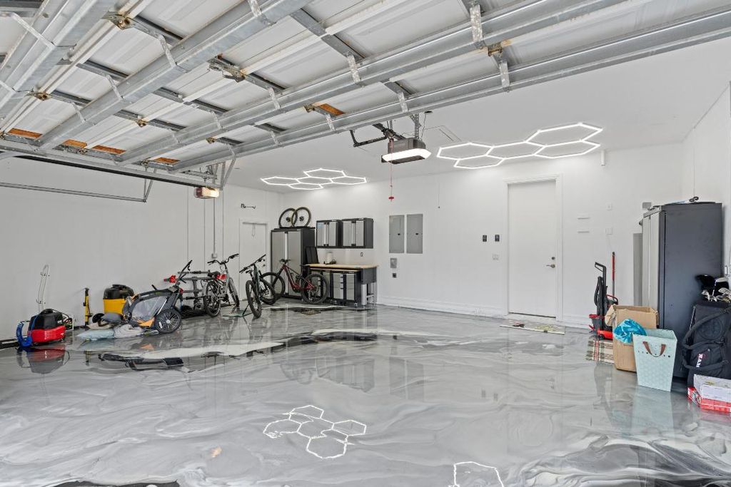 Image 29 of property listing at 21134 Falls Ridge Way, Boca Raton, FL 33428