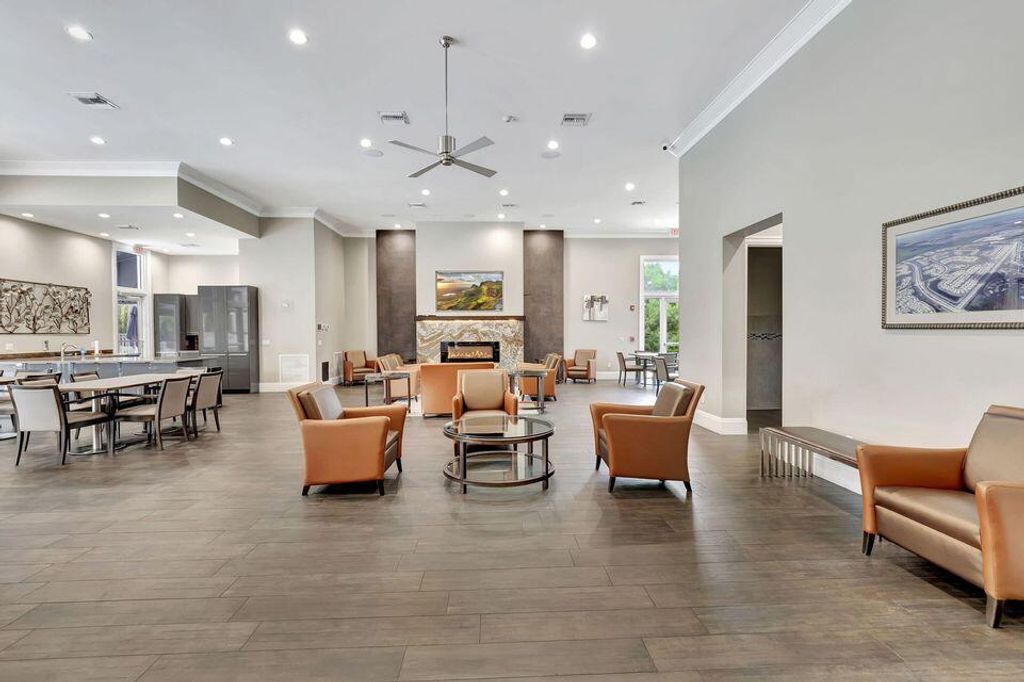 Image 32 of property listing at 21134 Falls Ridge Way, Boca Raton, FL 33428