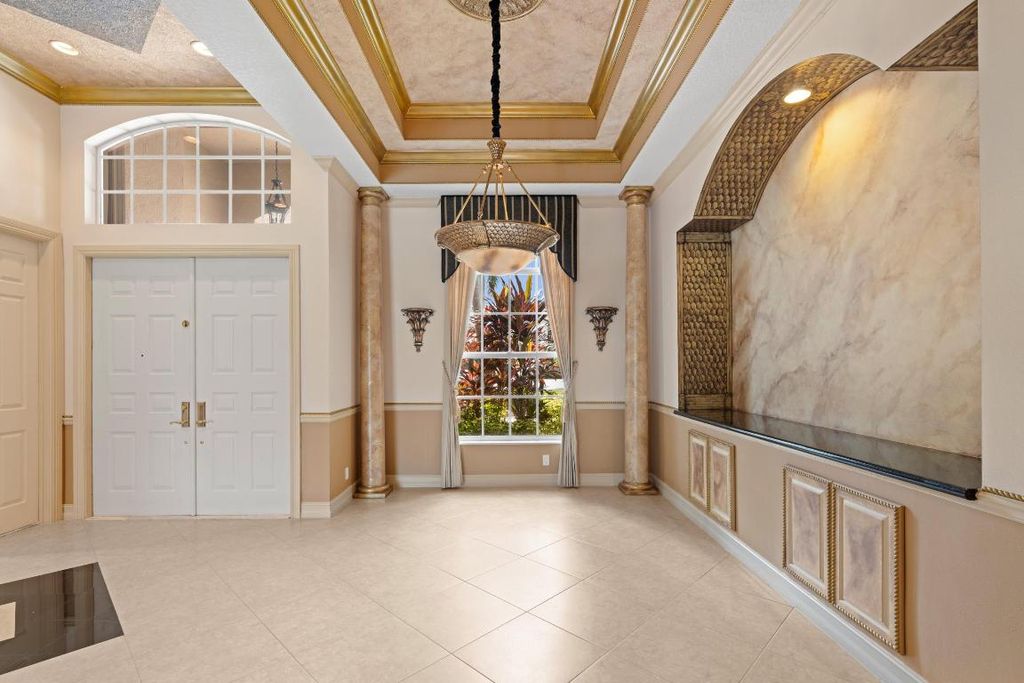 Image 7 of property listing at 21134 Falls Ridge Way, Boca Raton, FL 33428