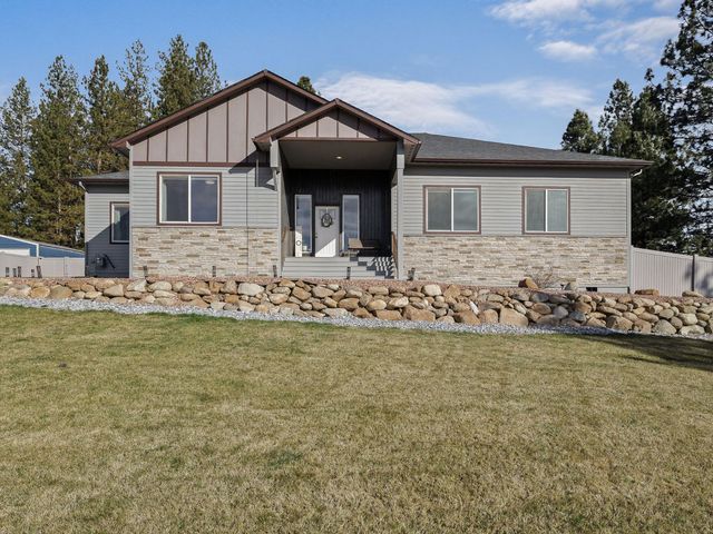 3519 E Chattaroy Rd, Chattaroy, WA 99003