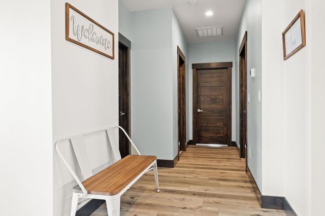 3519 E Chattaroy Rd, Chattaroy, WA 99003