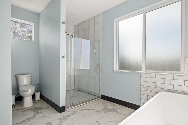 3519 E Chattaroy Rd, Chattaroy, WA 99003