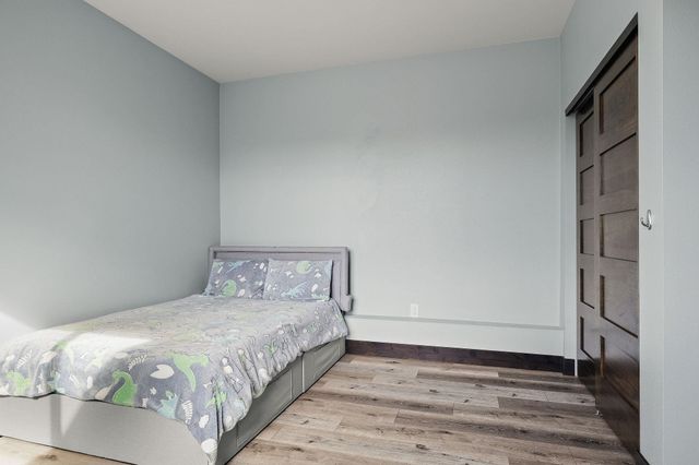 3519 E Chattaroy Rd, Chattaroy, WA 99003